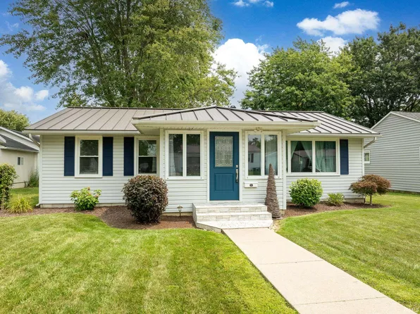 1121 S Miller Ave, Portland, IN 47371