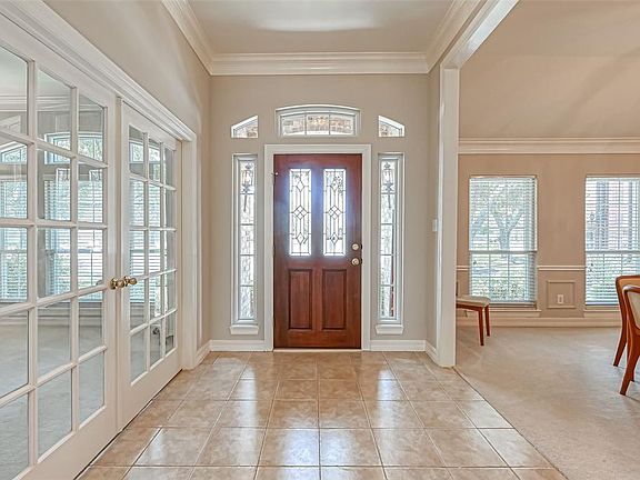 4th image of 7614 Northwoods Dr