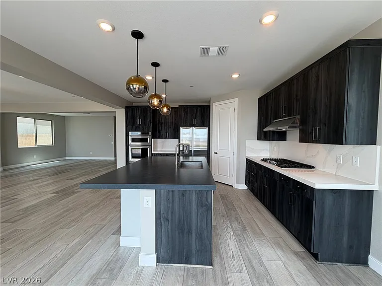 400 Red Feather Peak Ct — Photo 8