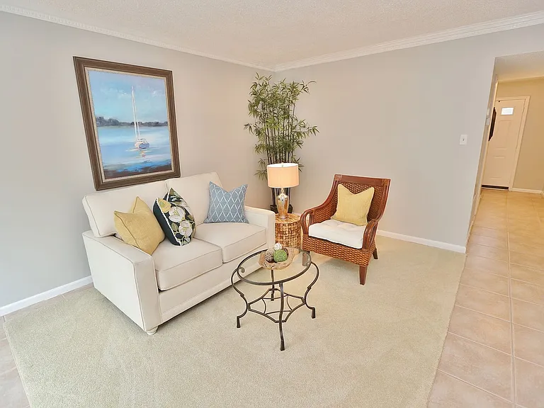 1207 Captain Adams Ct — Photo 7