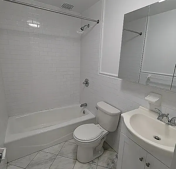 162 W 80th St #C — Photo 5