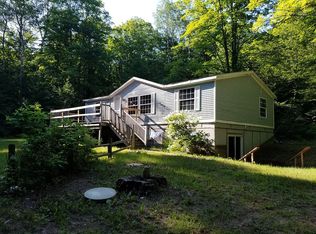 9530 Pickerel Lake Rd, Petoskey, MI 49770