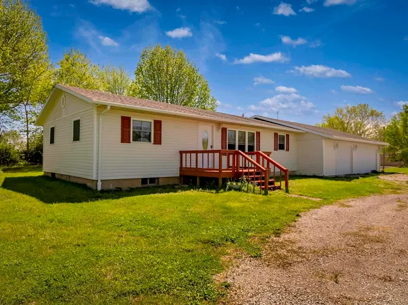 6214 Market St, Marion, IL 62959