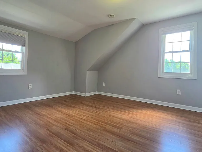96 Westside Ave — Photo 11