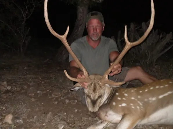 919 Sd #16010, Rocksprings, TX 78880