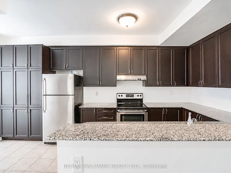 235 S Unionville Ave — Photo 11