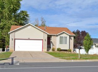 688 W 1800 N, Clinton, UT 84015
