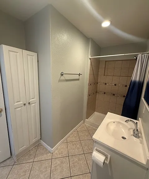 117 N Barbara Ave — Photo 18