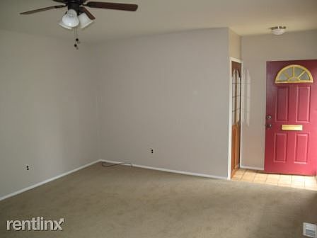 3rd image of 40576 Orangelawn Ave