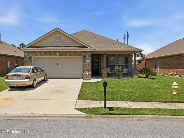 125 Clear Springs Cir, Ocean Springs, MS 39564