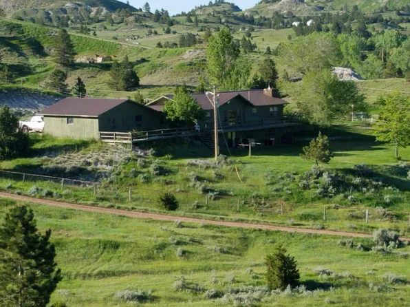 179 Rustic Hills Rd, Rozet, WY 82727