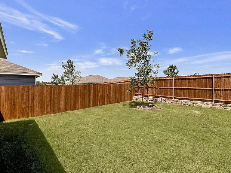 1704 Lercara Ln — Photo 12