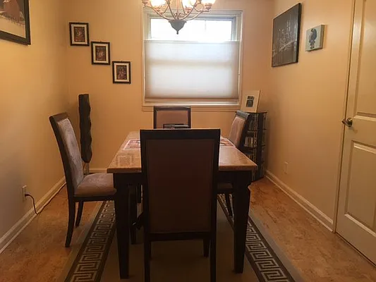 Sold by Julia Shildkret Real Estate Group | media 5