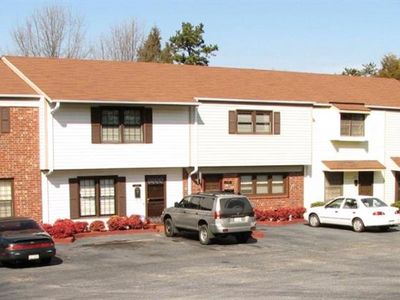 2743 Reynolds Park Rd, Winston Salem, NC, 27107
