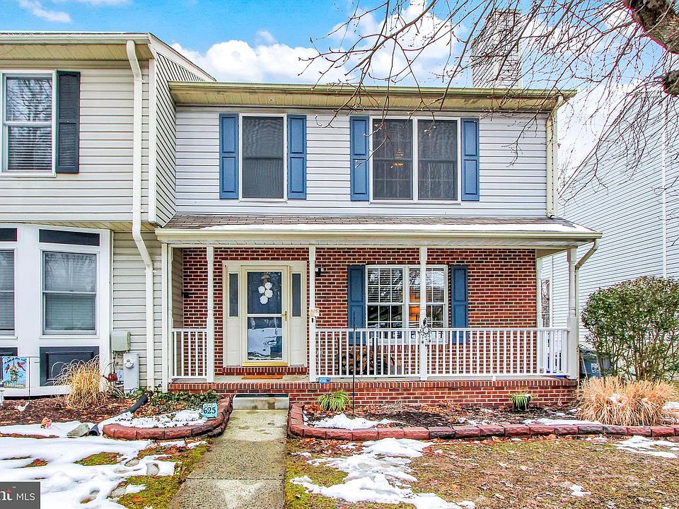 1st image of 625 Kildonan Ct