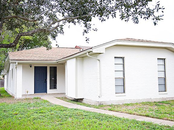 2nd image of 1316 Quamasia Ave
