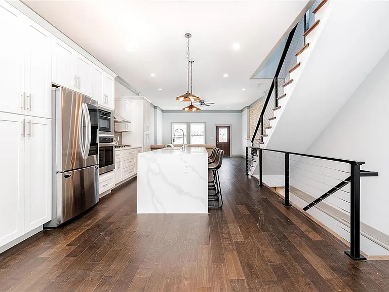4319 Hunt Ave — Photo 11