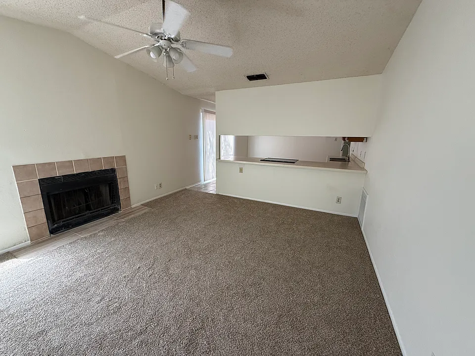 2617 Corian Glen Dr