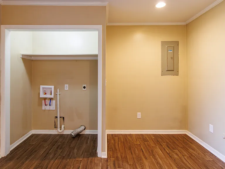105 Mohawk Ct — Photo 6