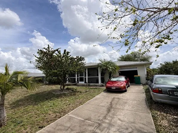 913 Tropical Cir NW, Port Charlotte, FL 33948