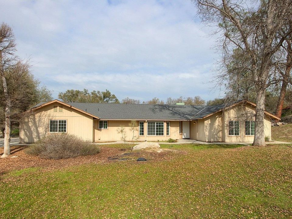 1st image of 42789 Deep Forest Dr