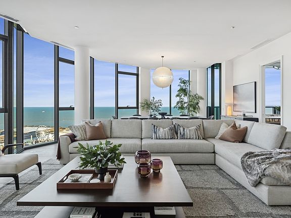5th image of 211 N Harbor Dr #4203