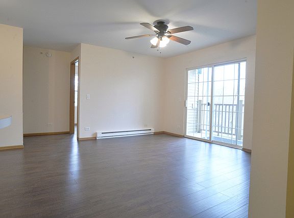 2nd image of 1584 W Crystal Rock Ct Unit 2B