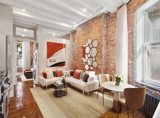 119 Christopher St APT 52, New York, NY 10014