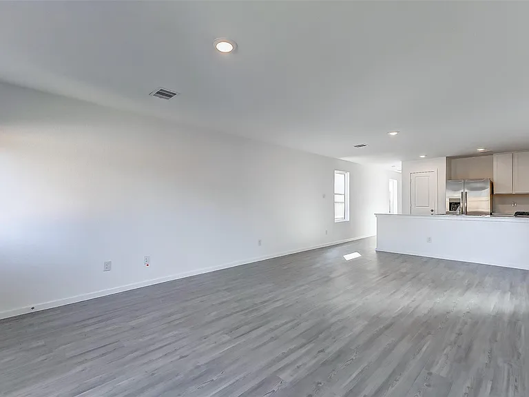 21438 Carosella Dr — Photo 14