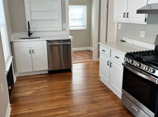 27 Line St #2, Cambridge, MA 02138