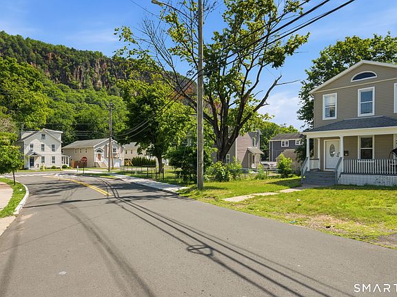 2nd image of 115 Emerson Street