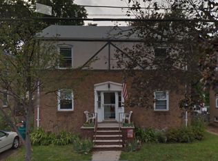 516 Rosewood Ter, Linden, NJ 07036