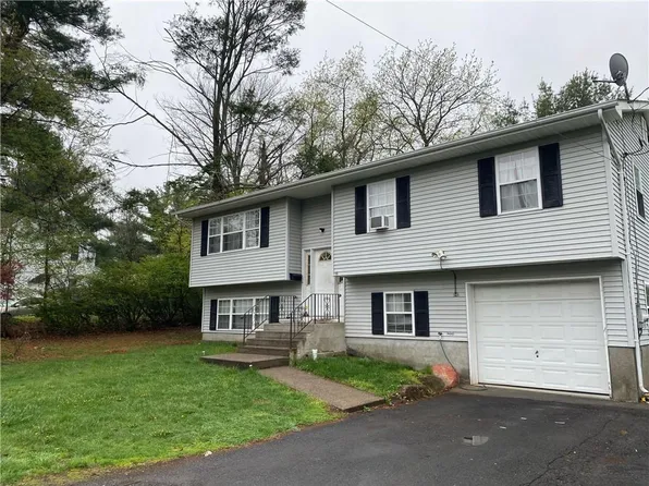 15 Bloom Street, Garnerville, NY 10923