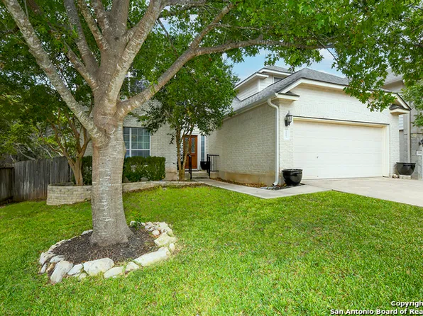 14643 TRIPLE CROWN LN, San Antonio, TX 78248