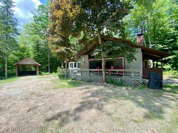 60 Pequawket Drive, Conway, NH 03818