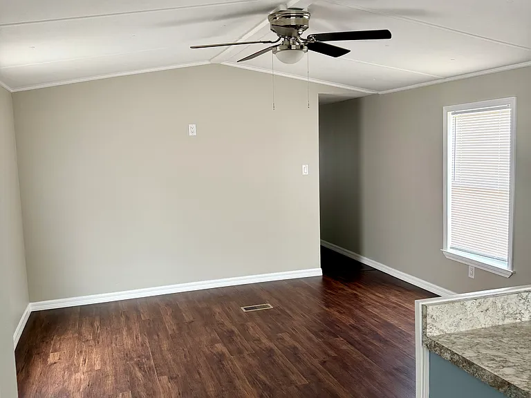 8020 Tanner Williams Rd — Photo 12