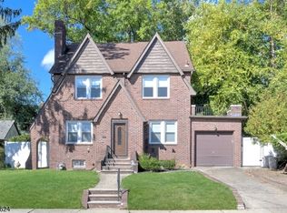 948 Prince St, Teaneck Twp., NJ 07666