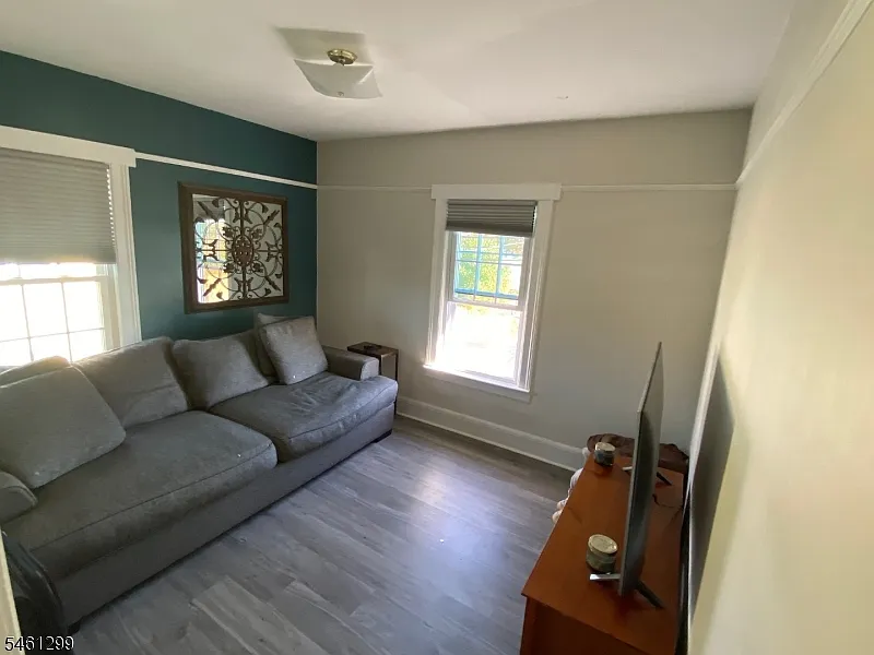 1 bed, 1.0 bath, $2,000 — Photo 4