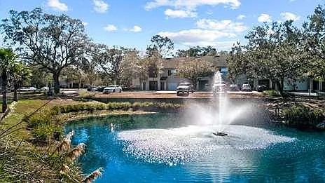 Water's Edge Apartments — Photo 46