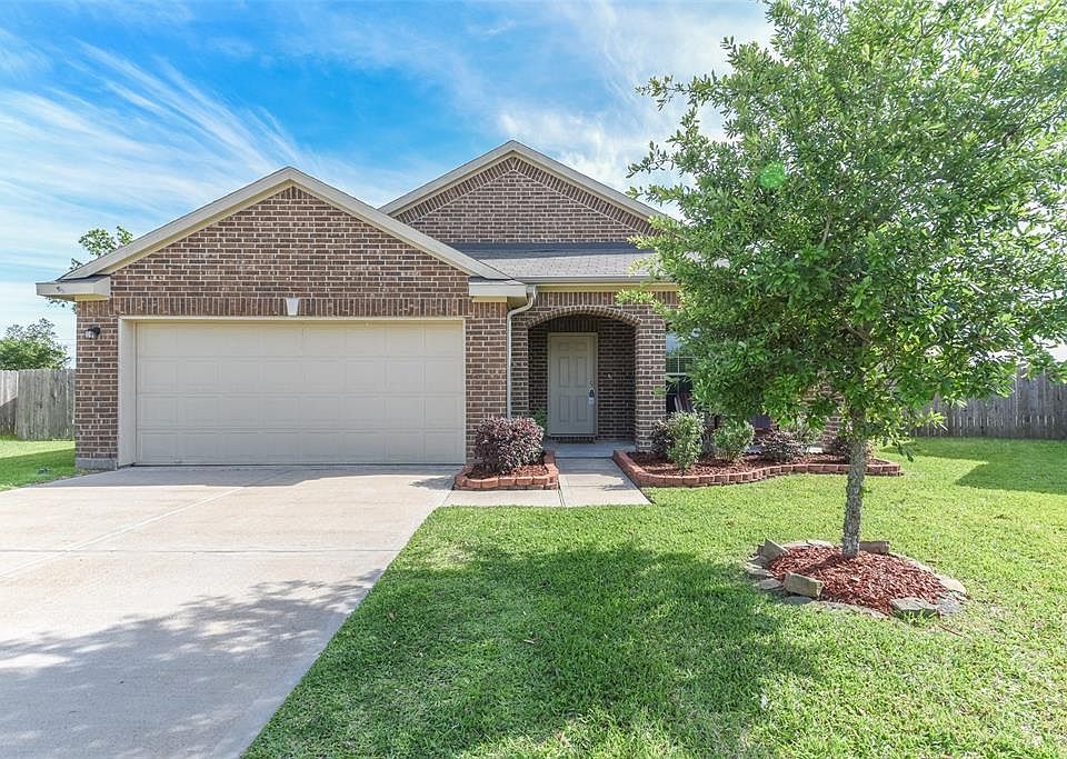 1st image of 39 Prairie Oaks