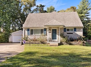 9210 Trenta Ln, Louisville, KY 40291