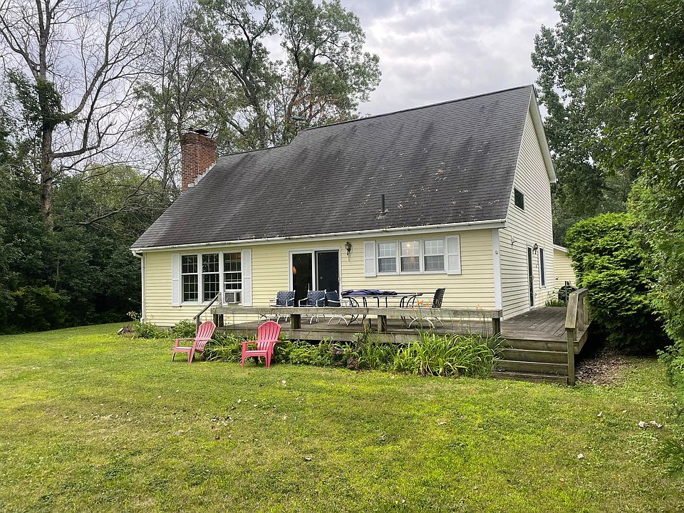 1st image of 388 Dickson Point Rd