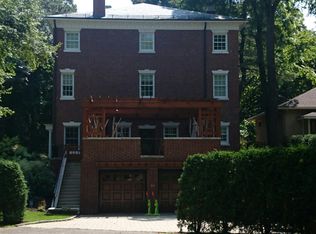 52 Hedge Rd, Brookline, MA 02445