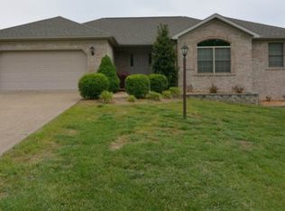 2401 Oakview Ct, Wadesville, IN 47638