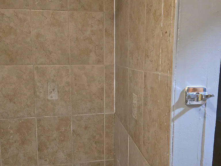 226-228 Columbia Ave #1L — Photo 14