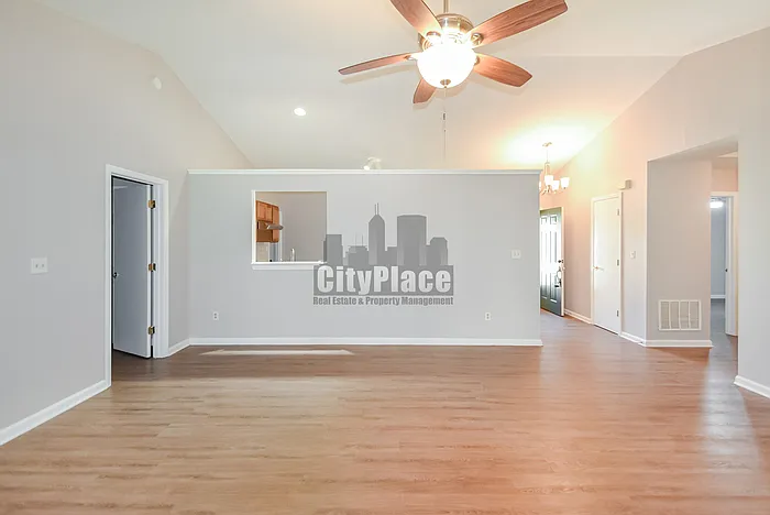 4617 Welton St — Photo 9