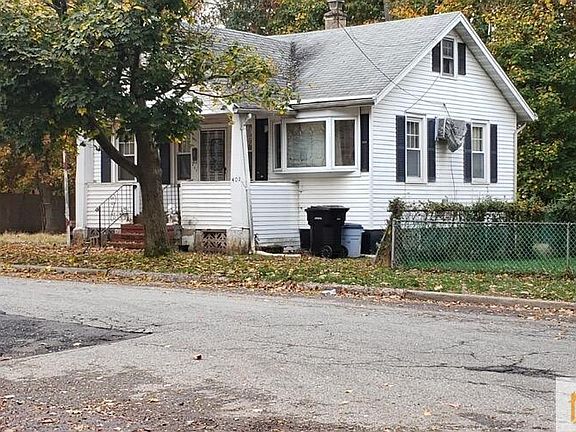 3rd image of 402 S 7th Ave