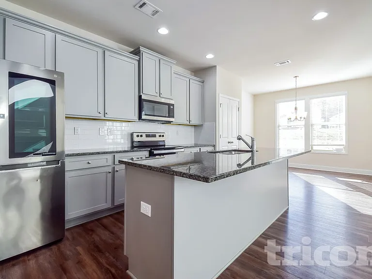 4061 Bella View Ln — Photo 5