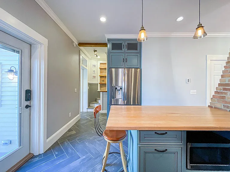 3 Grant St #1 — Photo 41