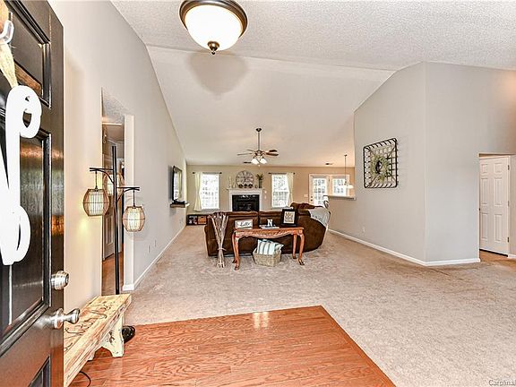 3rd image of 2011 Southwind Trail Dr